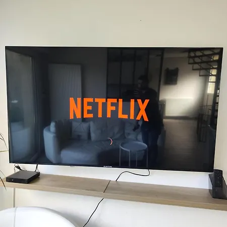 Le Patio Garonne Maison 6 Personnes, Climatise, Netflix וילה *