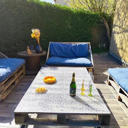 Villa Le Patio Garonne Maison 6 Personnes, Climatise, Netflix