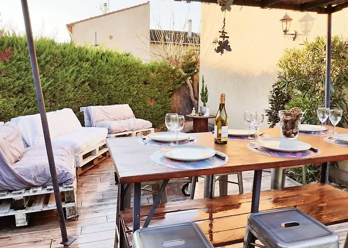 Вилла Le Patio Garonne Maison 6 Personnes, Climatise, Netflix Порте-сюр-Гарон